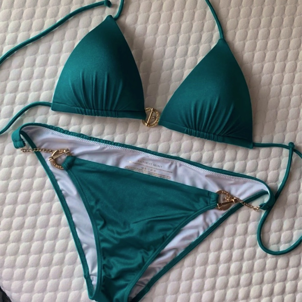 Victoria’s Secret Toggle Bikini